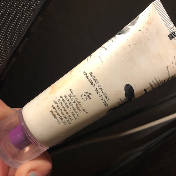 Urban decay meltdown makeup remover - Picture 2 of 2
